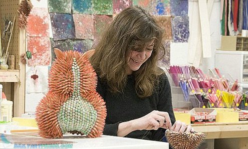 Jennifer's beautiful-pencil-sculptures