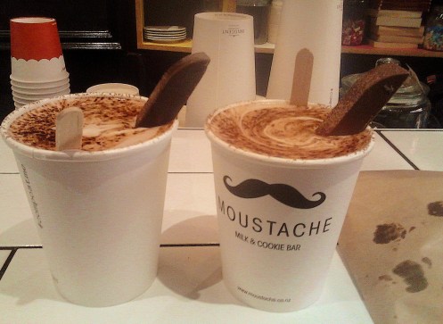 Moustache Milk & Cookie Bar 2014-05-29 