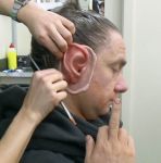 bilbo-martin-freeman-finger-18