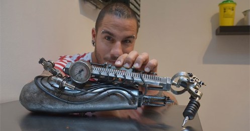 prosthetic-arm-tattoo-artist-jc-sheitan-tenet-jl-gonzal-2